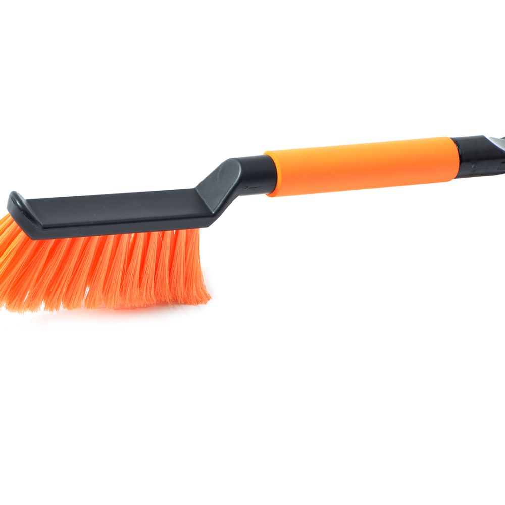 Škrabka se smetáčkem